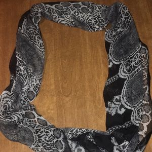 black and white infinity scarf